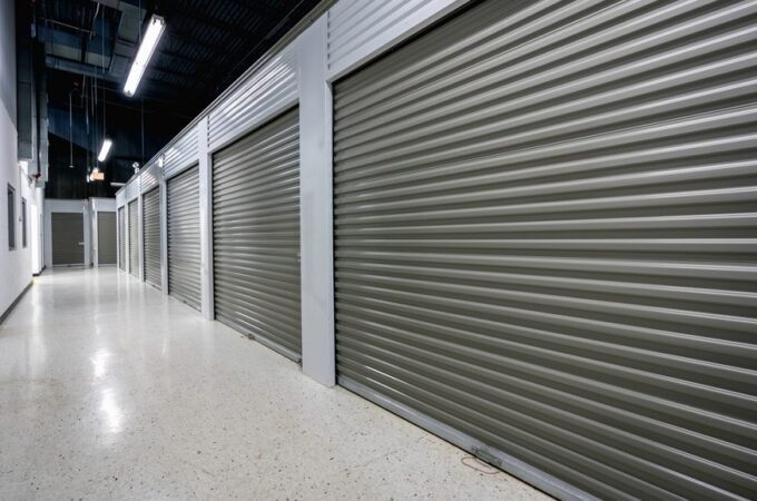 Could You Turn Storage Unit Buying Into a Virginia Weekend Side Hustle?