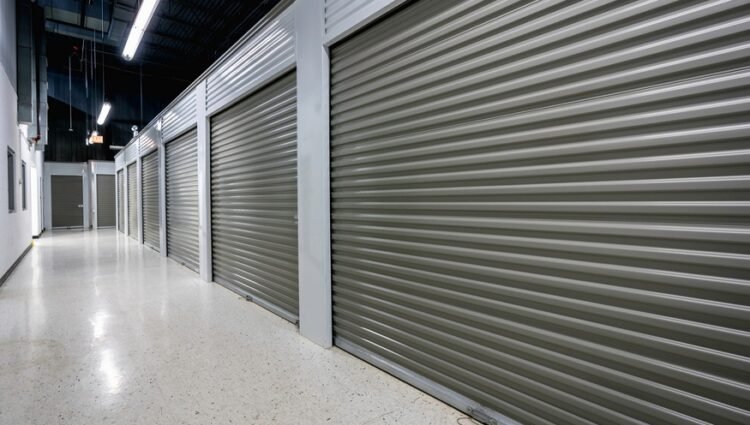 Could You Turn Storage Unit Buying Into a Virginia Weekend Side Hustle?